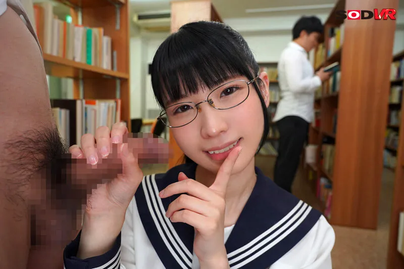 【VR】真面目な図書委員の希咲さんはノーパン穴あきストッキングでアナルを見せつけ誘惑してくるド変態ビッチ！ 希咲那奈