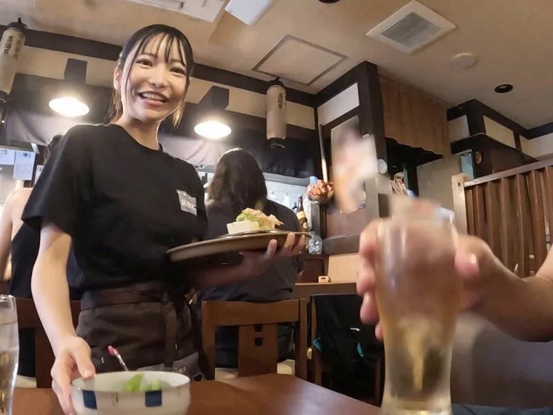 居酒屋美人店員が肛門解禁！！酔った勢いで初アナルFUCK！ガチ飲酒でいきなり3穴アクメ！